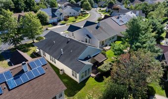 15 Five Bridges Ct, Barnegat, NJ 08005