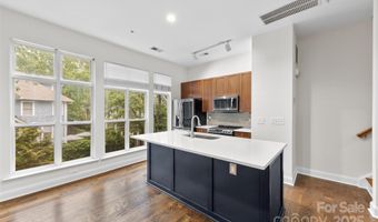 928 Garden District Dr, Charlotte, NC 28202