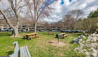 7561 SPRING LAKE Dr B2, Bethesda, MD 20817