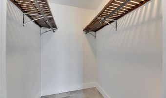 1025 APOLLO BEACH Blvd 1, Apollo Beach, FL 33572