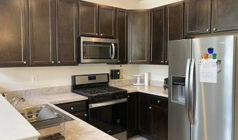 3823 GREEN St, Claymont, DE 19703