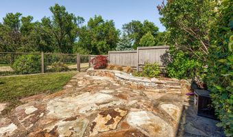 403 Briscoe Pl, Ashland, OR 97520