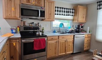 1031 Rosewood Dr, Altoona, PA 16601