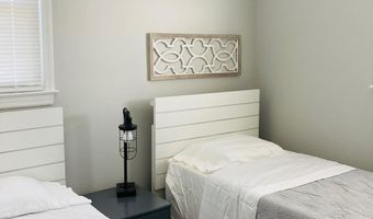 670 Carolyn Ter, Atlantic City, NJ 08401