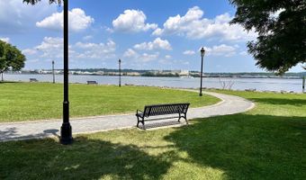 801 N FAIRFAX St #318, Alexandria, VA 22314