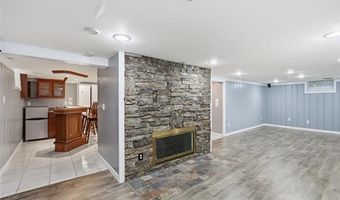 6354 Shenandoah Ave, Allen Park, MI 48101