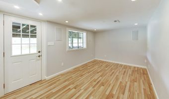7217 WILBURDALE Dr, Annandale, VA 22003