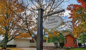 824 S Chillicothe Rd 11, Aurora, OH 44202