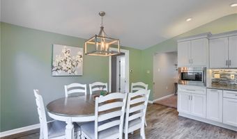 409 Shoreham Dr, Allison Park, PA 15101