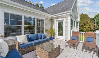 239 A Foreside Rd, Falmouth, ME 04105