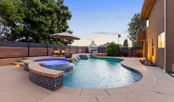 2709 Unicornio St, Carlsbad, CA 92009