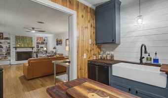 364 Porter Ave, Biloxi, MS 39530