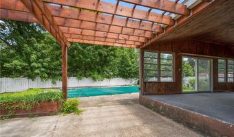 48 Piedmont St, Woonsocket, RI 02895