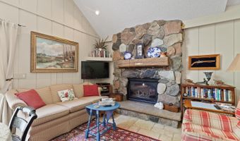 25 S Shore Dr, Addison, MI 49220