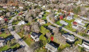 3 Betsy Dr, Bristol, RI 02809