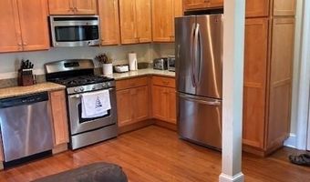 12 CATHERINE St 2, Newport, RI 02840