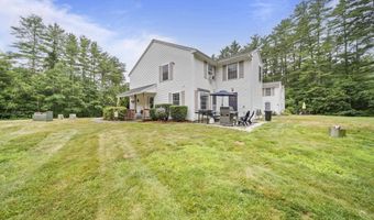 2 Taylor Mill Rd 1, Atkinson, NH 03811
