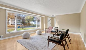 3522 Glenarden Rd, Arden Hills, MN 55112