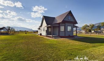 653 Southfork Rd, Cody, WY 82414