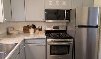 1494 Hilton Dr, Akron, OH 44313