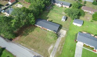 2023 Concord Dr, Camden, SC 29020