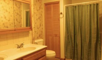 28 Wolf Hollow Rd, Baxter, KY 40806