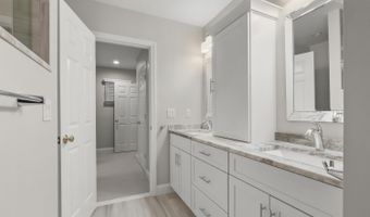 1 Hollyhock Knoll Ct 1, Bourne, MA 02532