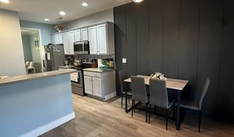 663 Flintrock Dr, Boiling Springs, SC 29316