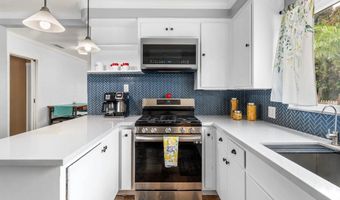 665 Foy Ln, Escondido, CA 92025