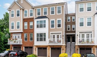 42175 CANARY GRASS Sq, Aldie, VA 20105