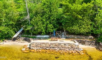 536 E Shore Dr, Adirondack, NY 12808