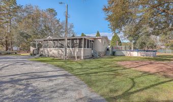 208 Catfish Landing Cir, Bonneau, SC 29431