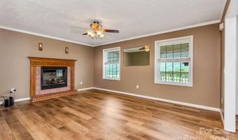 118 Paupers Ridge Ln, Banner Elk, NC 28604