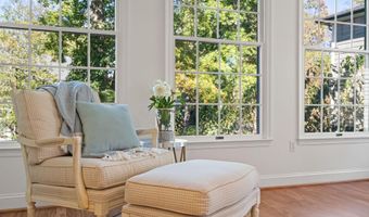 5621 HUNTINGTON Pkwy, Bethesda, MD 20814