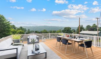 21 Moonlight Dr, Barre, VT 05641