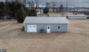 208 Fernwood Dr, Harrington, DE 19952