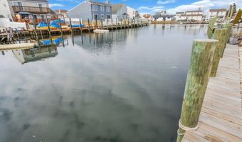 3 Drake Dr, Bayville, NJ 08721