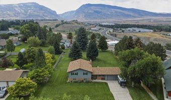 2107 8th St, Cody, WY 82414