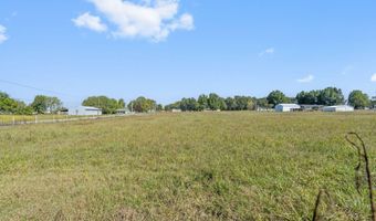 1402 E Church St, Aurora, MO 65605