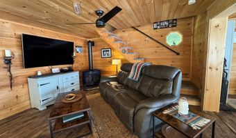 12 Beech Ridge Dr, Abbot, ME 04406