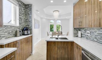 3015 NE 208th St 3015, Aventura, FL 33180