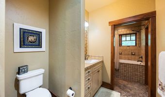 500 Wild Swan Trl, Bigfork, MT 59911
