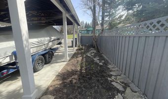 7042 Oak St, Bonners Ferry, ID 83805