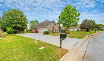 217 Cottonwood Run, Florence, AL 35634