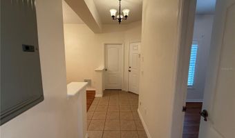 692 SEABROOK Ct 102, Altamonte Springs, FL 32714