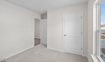 305 Rudys Ct, Ayden, NC 28513