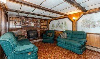 3 Ostend St, Johnston, RI 02919