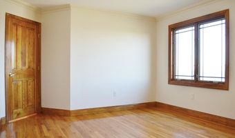 198-200 W 52ND St, Bayonne, NJ 07002
