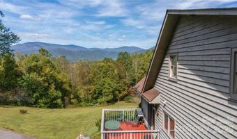 400 Three Dog Mountain Rd, Bakersville, NC 28705