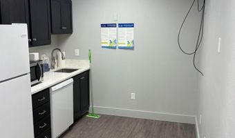 5920 YELLOWSTONE Rd 4, Cheyenne, WY 82009